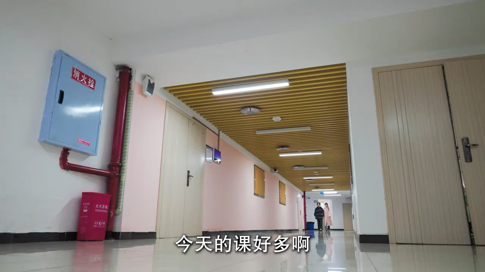 《真相》视频封面
